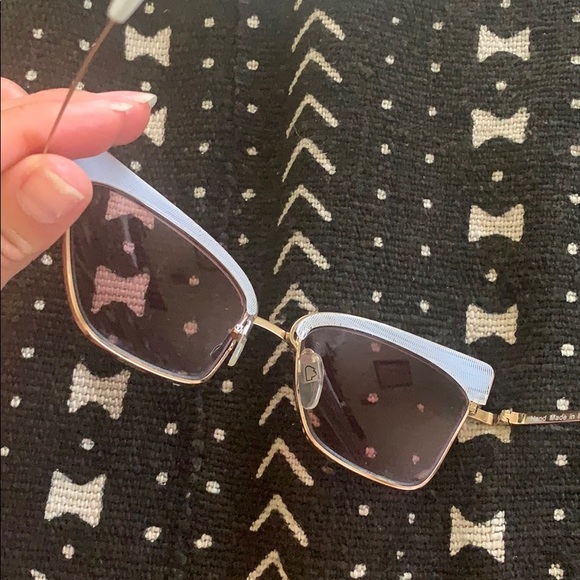 Oliver Peoples sunglasses cat eye shape - Picture 6 of 6